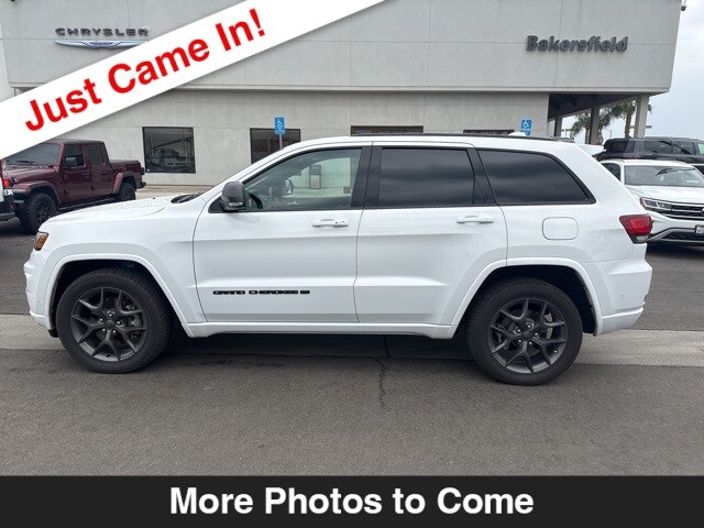 2021 Jeep Grand Cherokee Limited photo 2