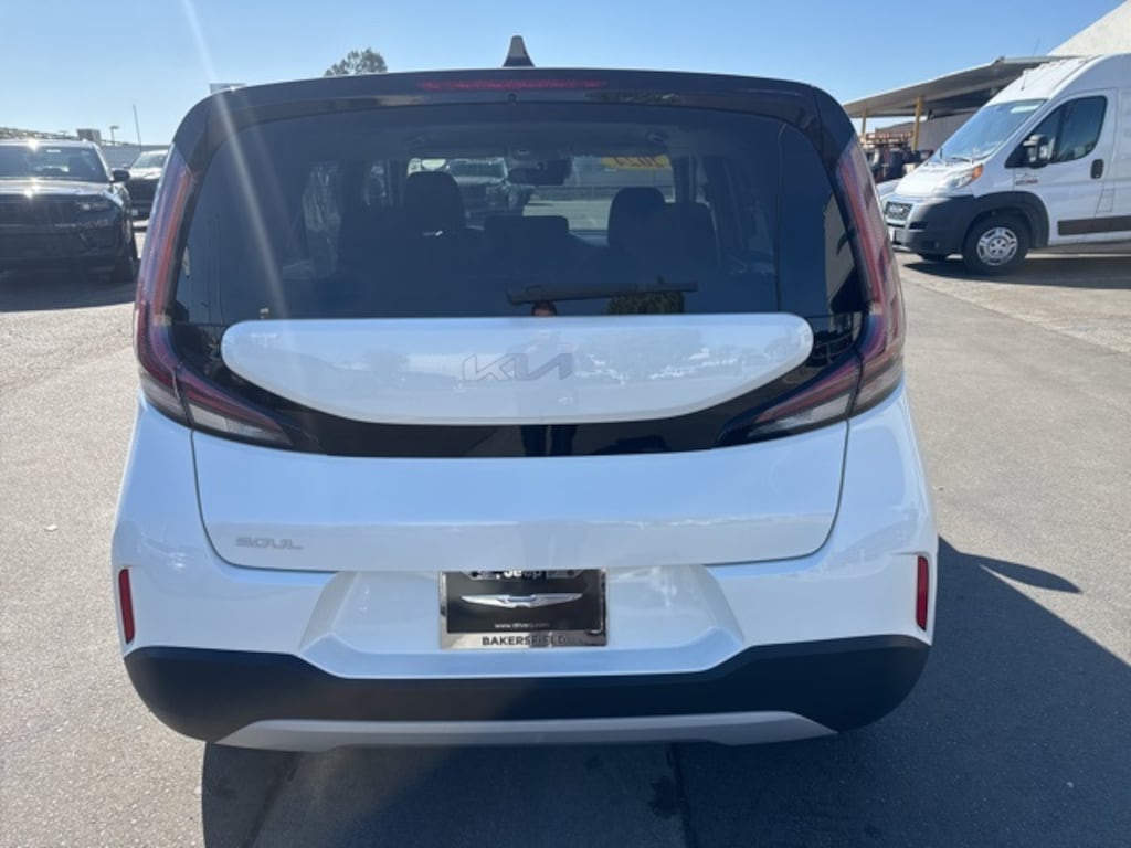 Used 2024 Kia Soul LX Hatchback