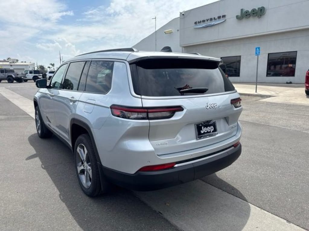 New 2026 Jeep Grand Cherokee L LIMITED 4X4 Sport Utility