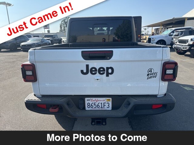 2021 Jeep Gladiator Sport photo 3