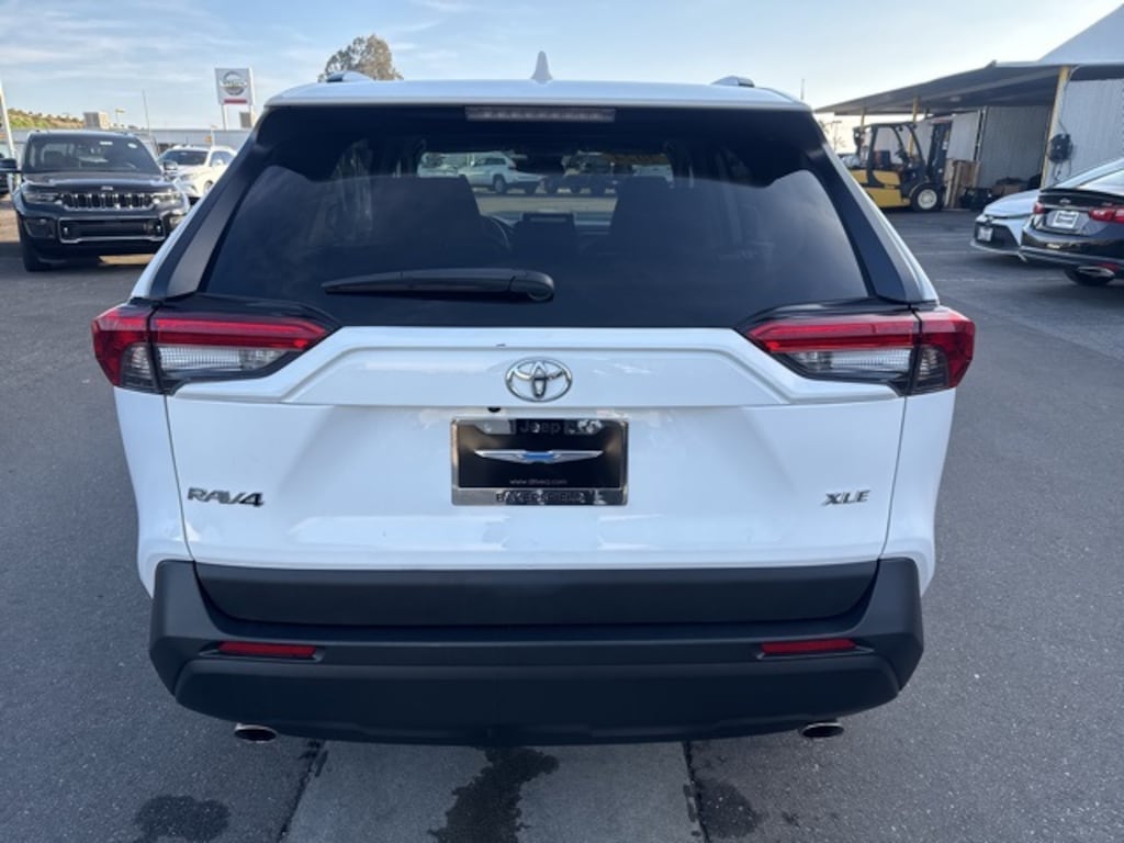 Used 2024 Toyota RAV4 XLE SUV