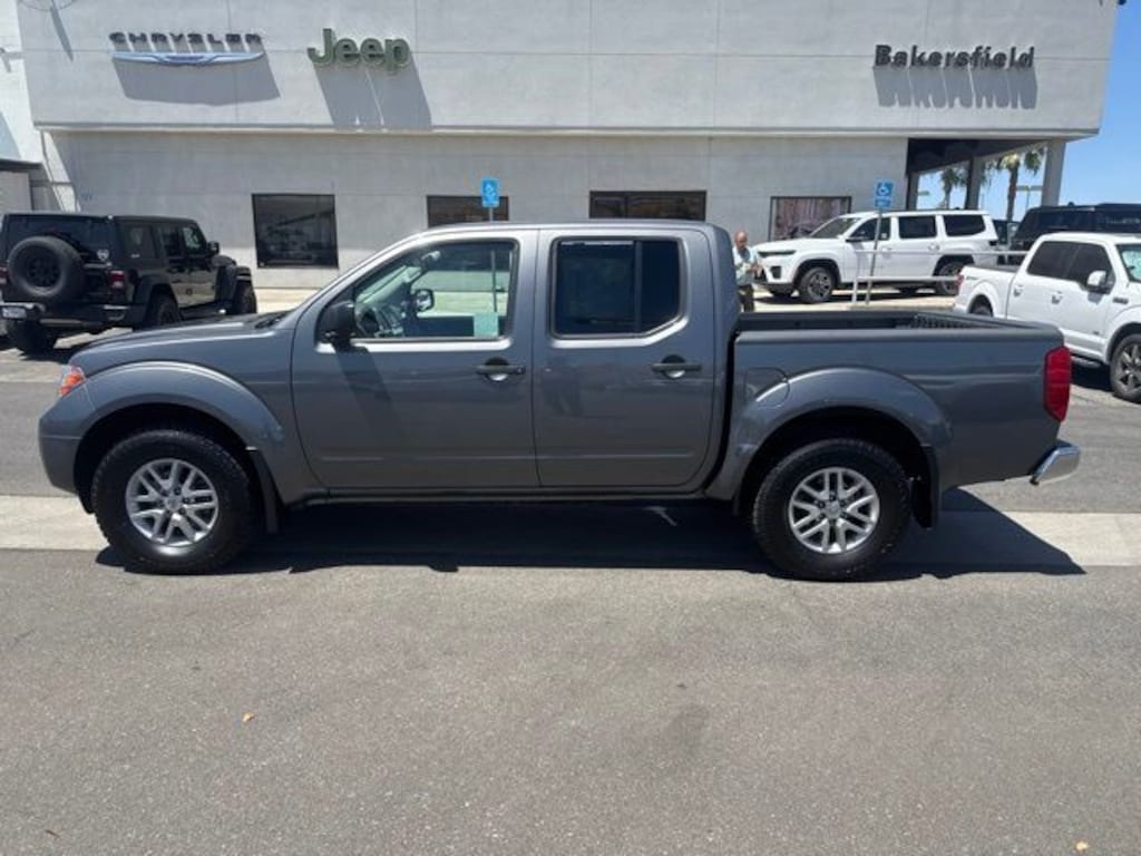 Used 2019 Nissan Frontier SV Truck Crew Cab