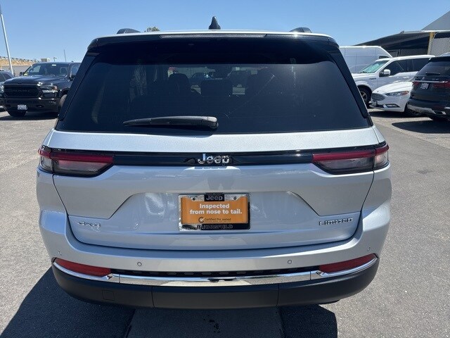 2024 Jeep Grand Cherokee Limited photo 4