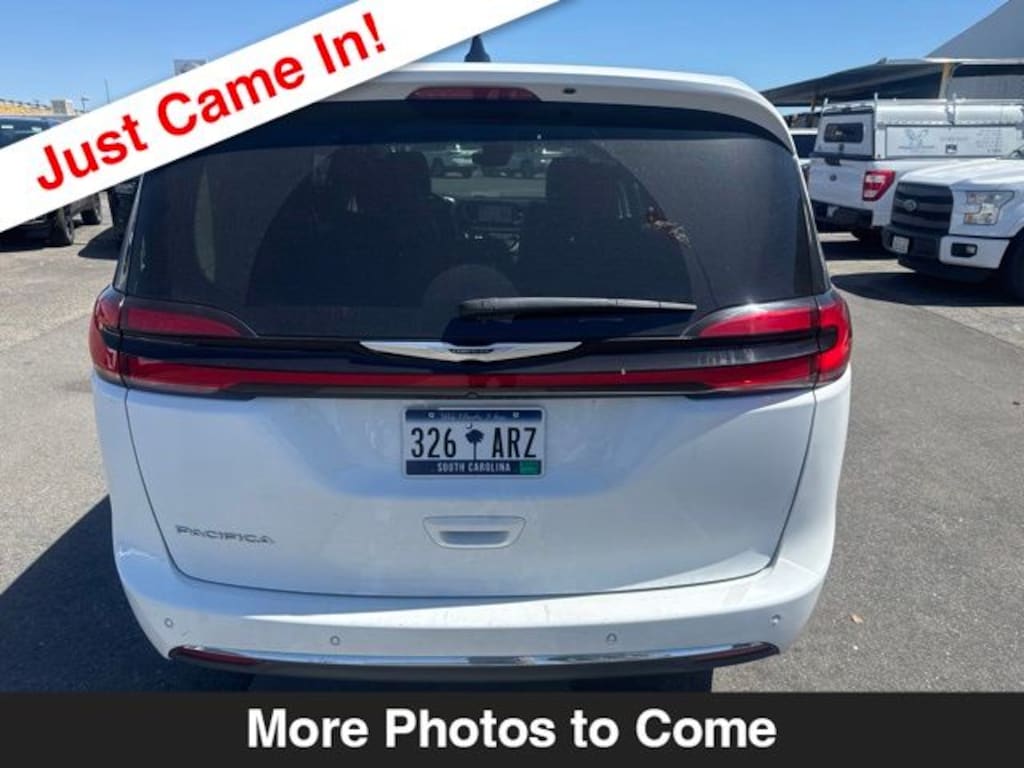 Used 2023 Chrysler Pacifica Touring L Van Passenger Van