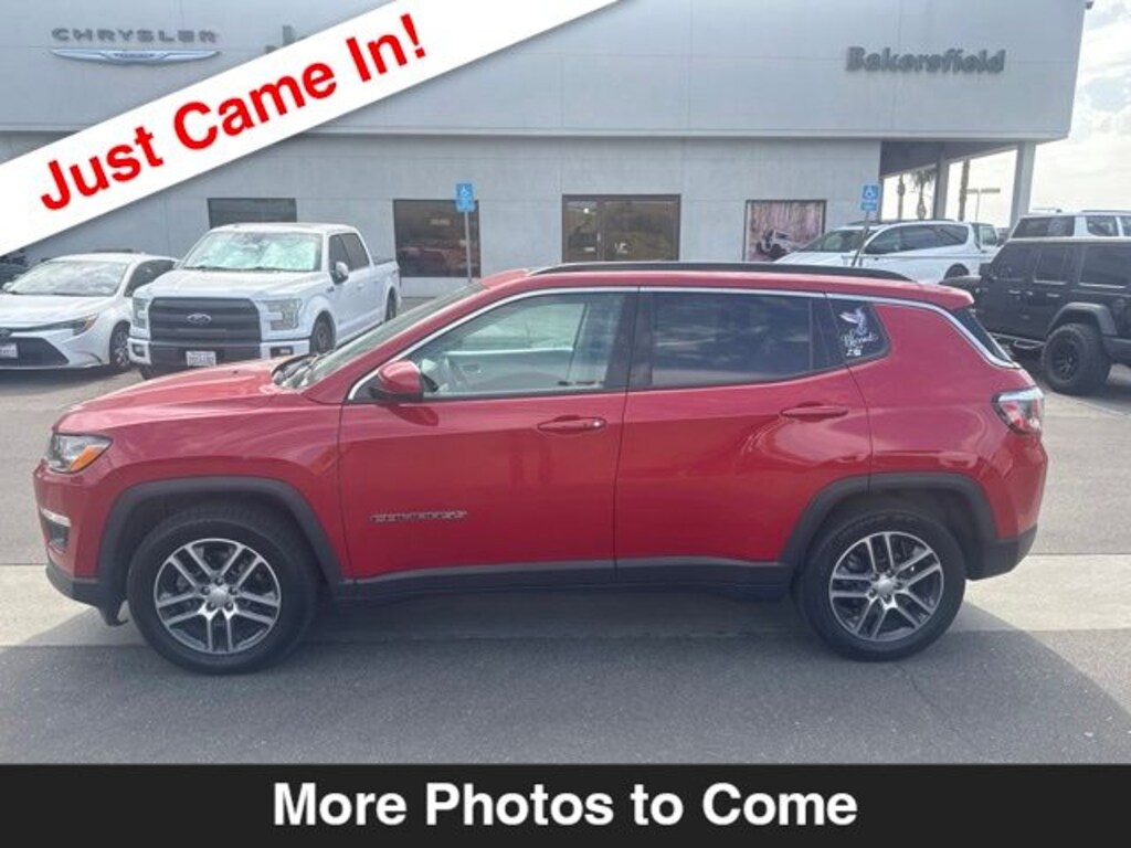 Used 2019 Jeep Compass Latitude FWD SUV