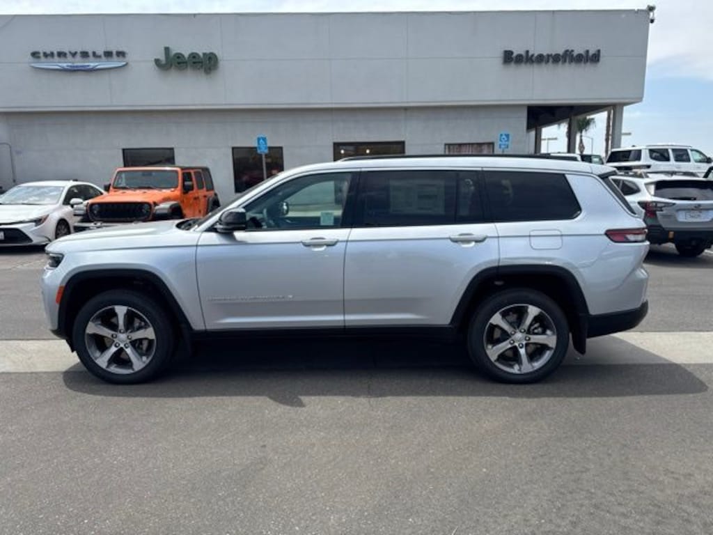 New 2026 Jeep Grand Cherokee L LIMITED 4X4 Sport Utility