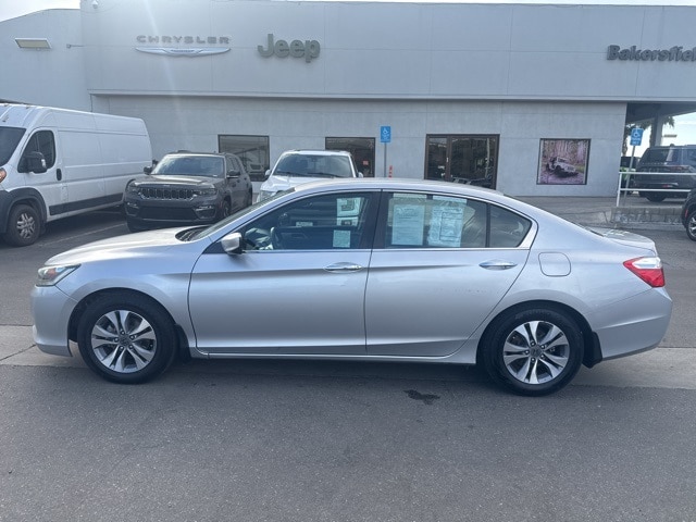 Used 2014 Honda Accord LX with VIN 1HGCR2F38EA062555 for sale in Bakersfield, CA