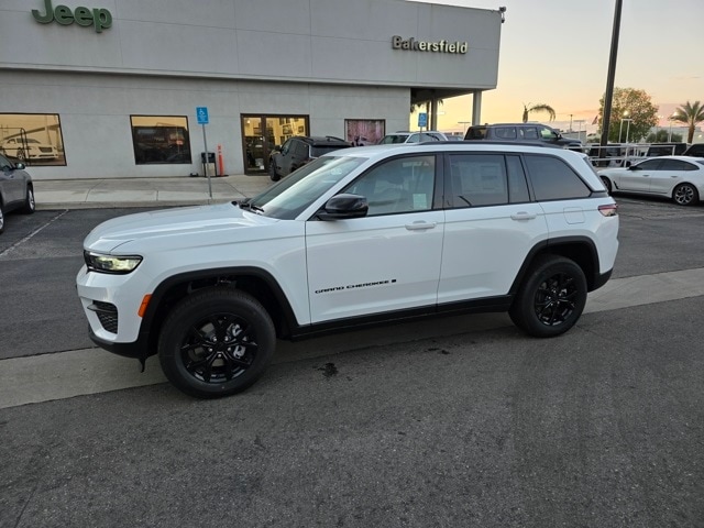 2025 Jeep Grand Cherokee Sport Utility 