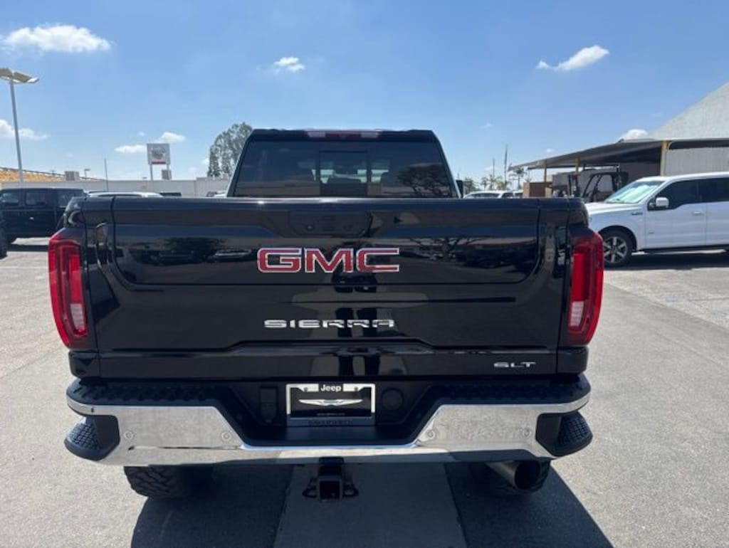 Used 2022 GMC Sierra 2500 HD SLT Truck Crew Cab