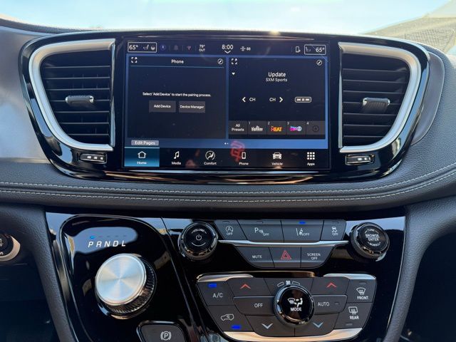 2026 Chrysler Pacifica Select - Photo 13