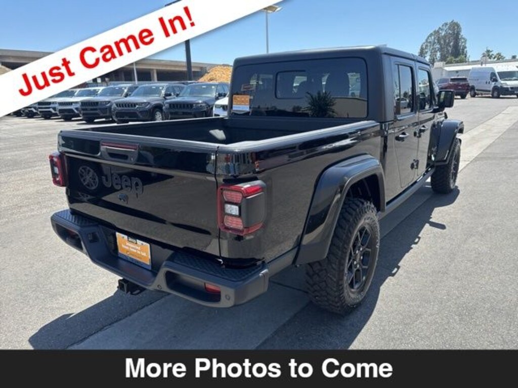 Certified 2024 Jeep Gladiator Sport Truck Crew Cab