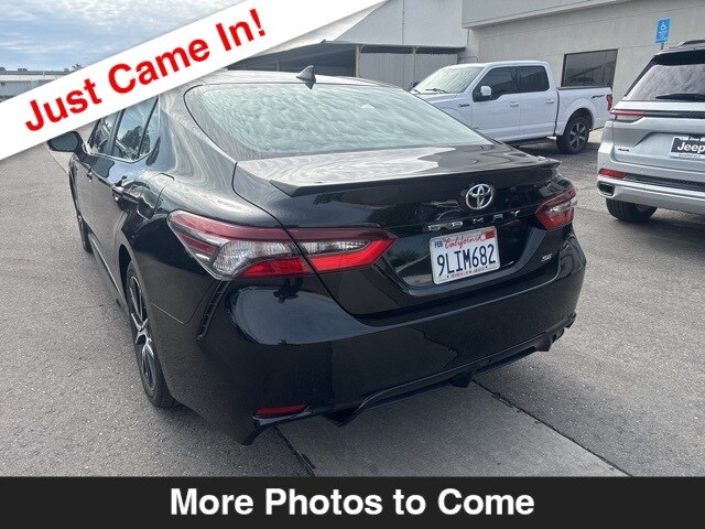 2024 Toyota Camry SE photo 3