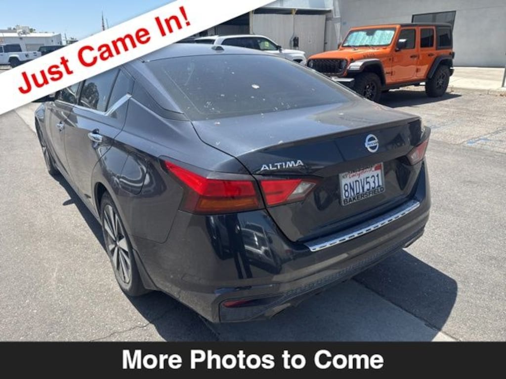 Used 2019 Nissan Altima 2.5 SV Sedan