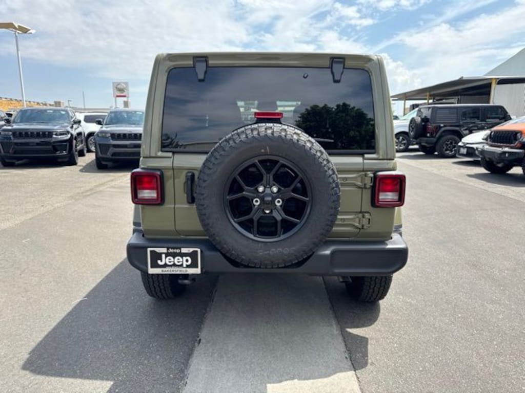 New 2026 Jeep Wrangler 4-Door Sport Sport Utility