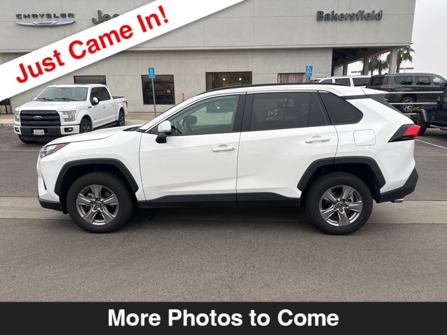 Used 2024 Toyota RAV4 XLE with VIN 2T3W1RFVXRW333734 for sale in Northfield, Minnesota
