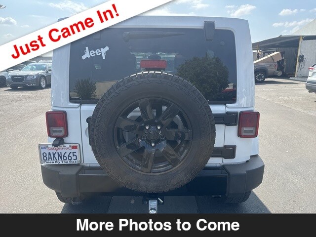 2014 Jeep Wrangler Unlimited Sahara photo 4