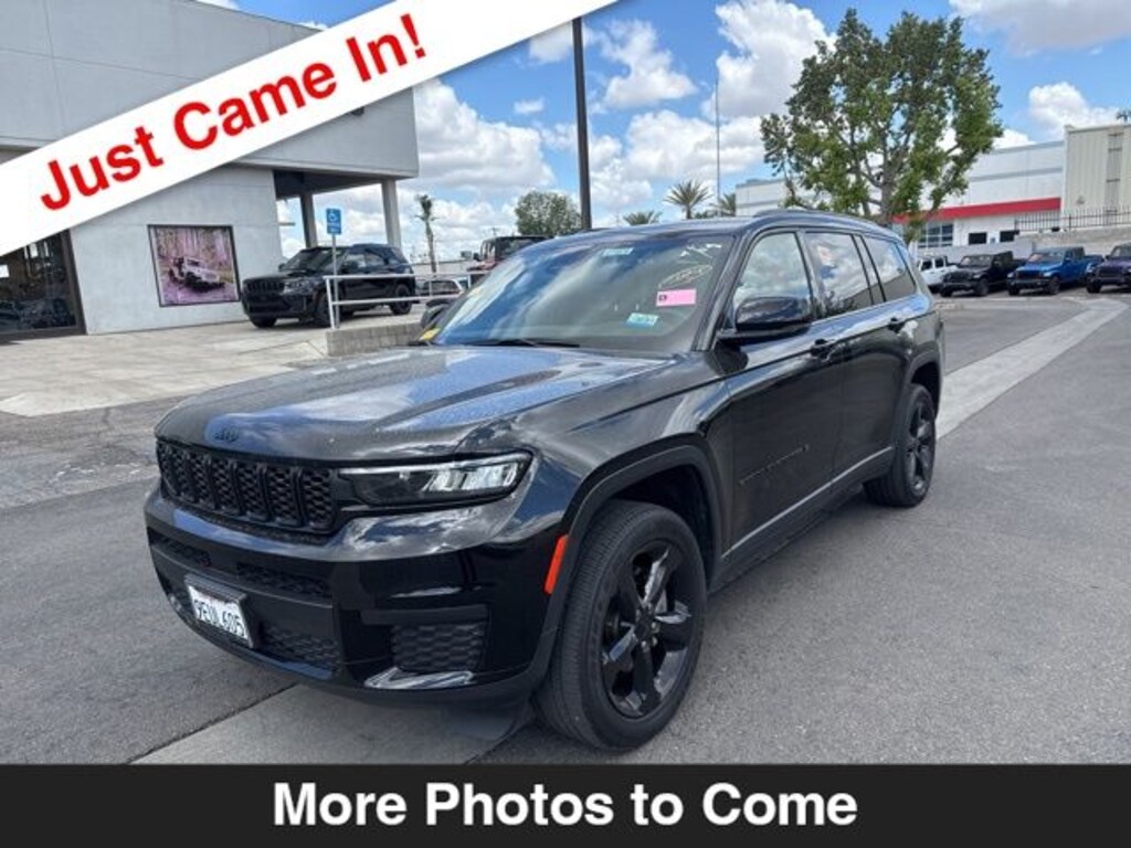 Used 2023 Jeep Grand Cherokee L L Laredo SUV