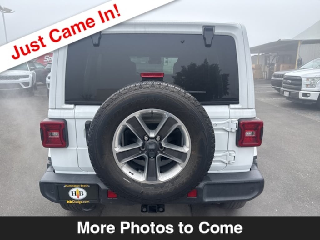 Used 2022 Jeep Wrangler Unlimited Sahara SUV