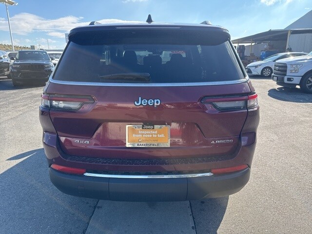 2023 Jeep Grand Cherokee Laredo photo 4
