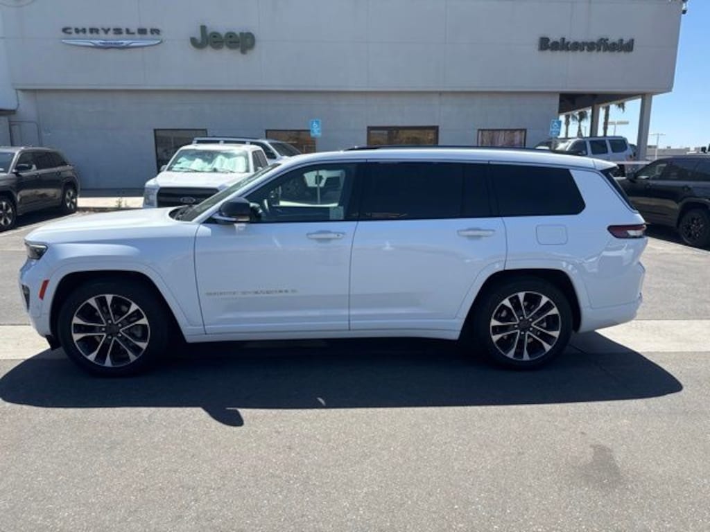 Certified 2022 Jeep New Grand Cherokee Overland SUV