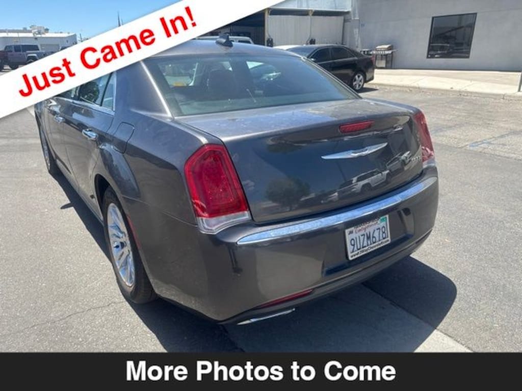 Used 2017 Chrysler 300C Base Sedan