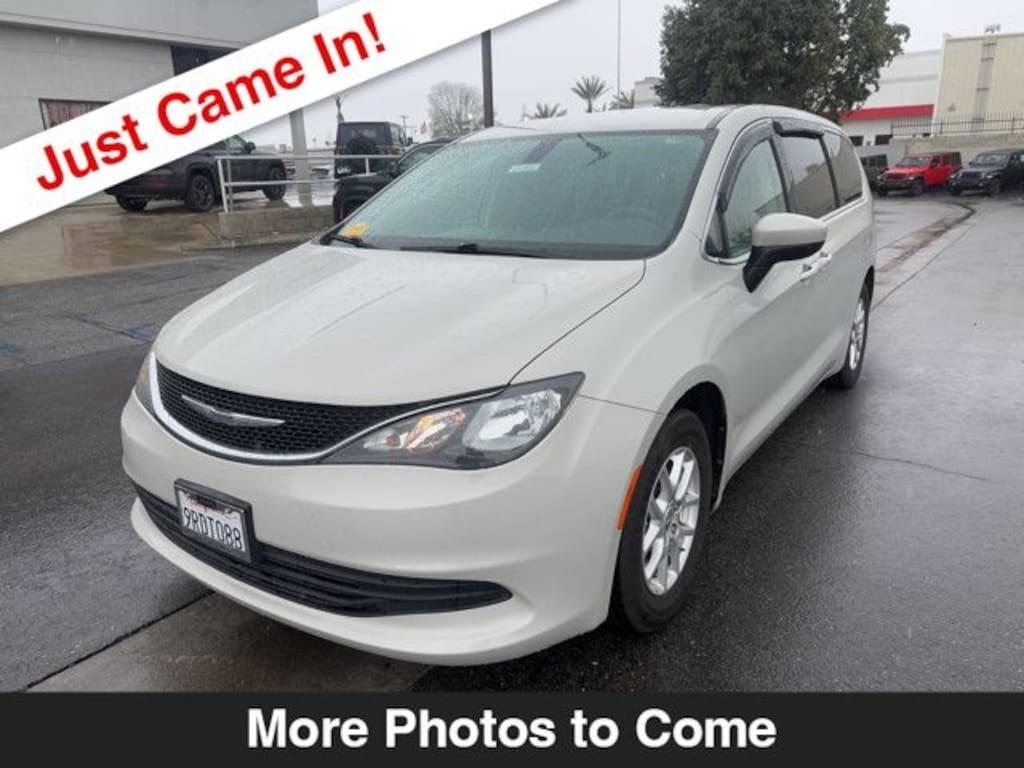 Used 2017 Chrysler Pacifica Touring Van