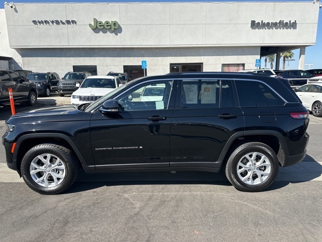 Certified 2023 Jeep Grand Cherokee Limited with VIN 1C4RJGBG9PC629501 for sale in Bakersfield, CA