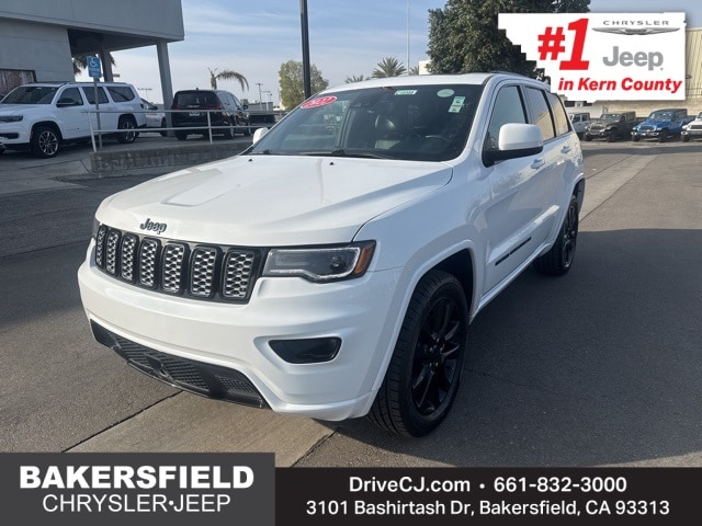 2022 Jeep Grand Cherokee WK Laredo X's photo