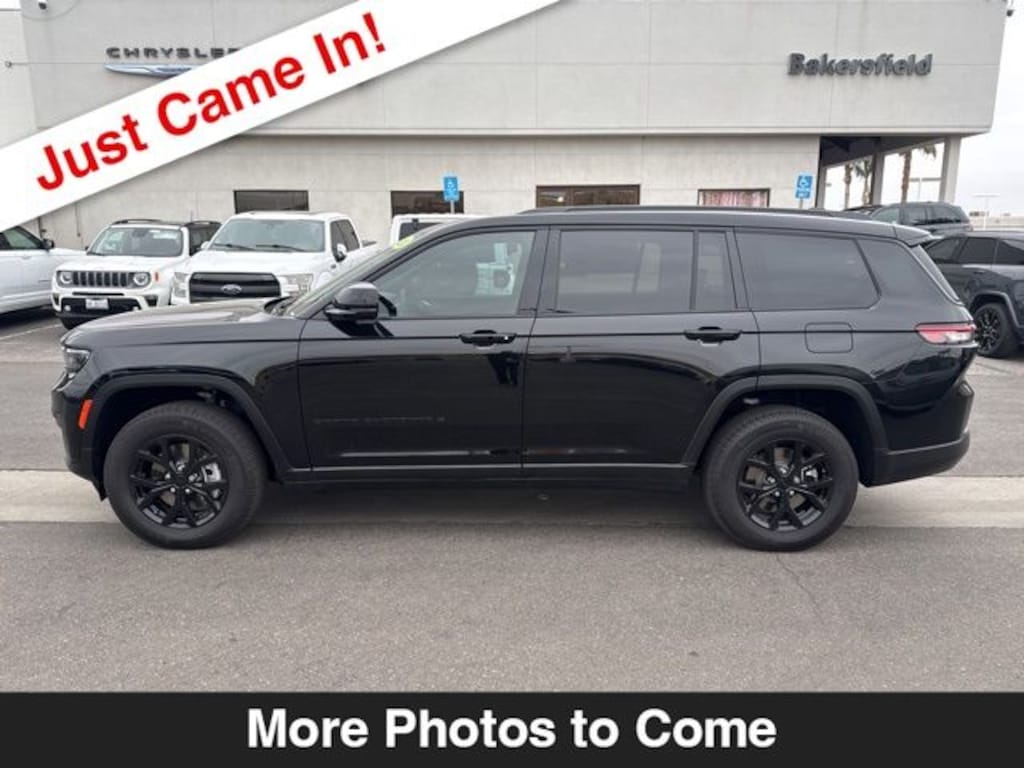 Certified 2024 Jeep Grand Cherokee L Laredo SUV