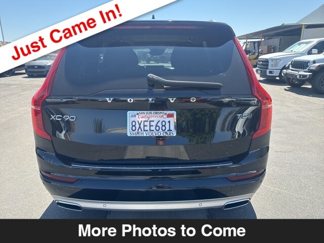 2021 Volvo XC90 T5 Momentum photo 3