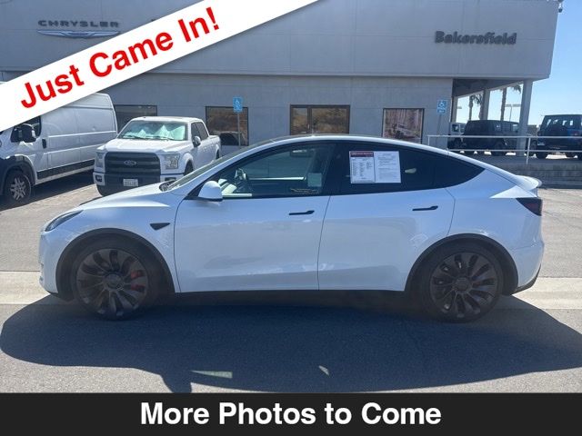Used 2024 Tesla Model Y Performance with VIN 7SAYGDEF0RF084700 for sale in Bakersfield, CA