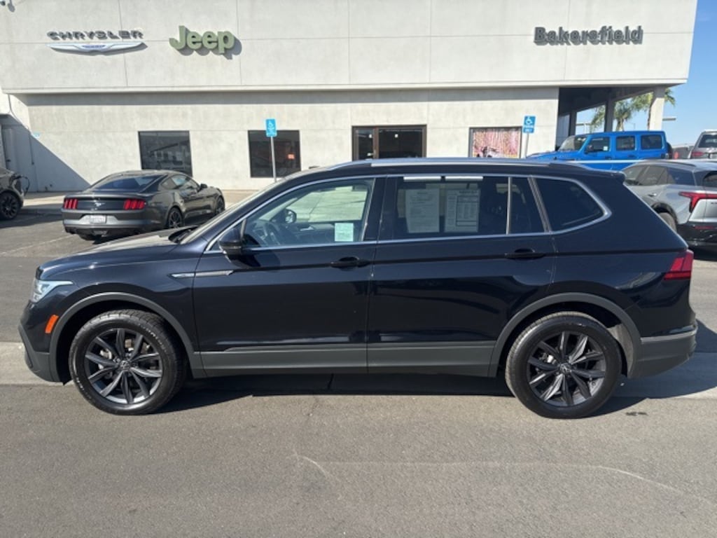 Used 2022 Volkswagen Tiguan 2.0T SE SUV