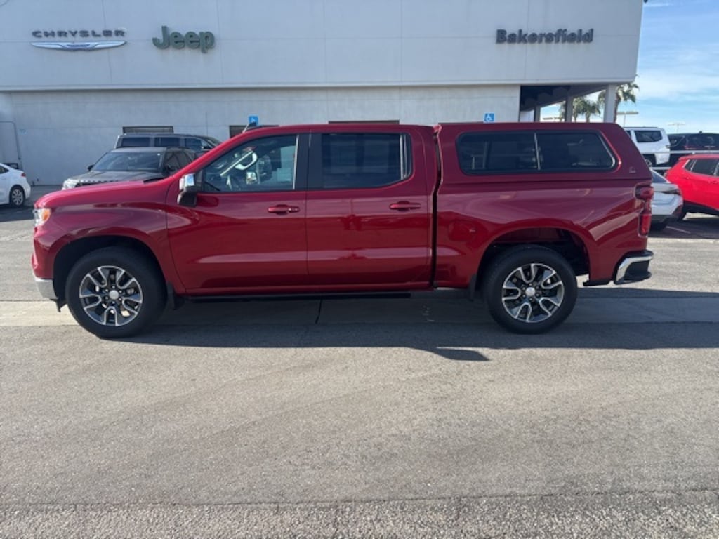 Used 2023 Chevrolet Silverado 1500 LT w/1LT Truck Crew Cab