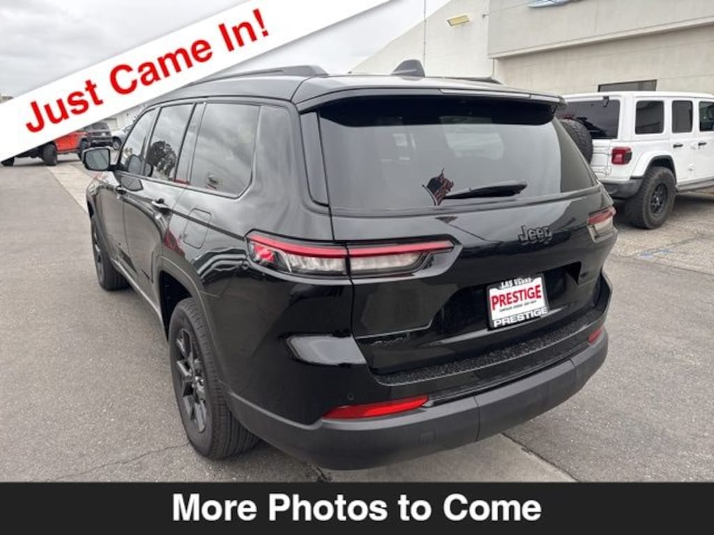Certified 2024 Jeep Grand Cherokee L Laredo SUV