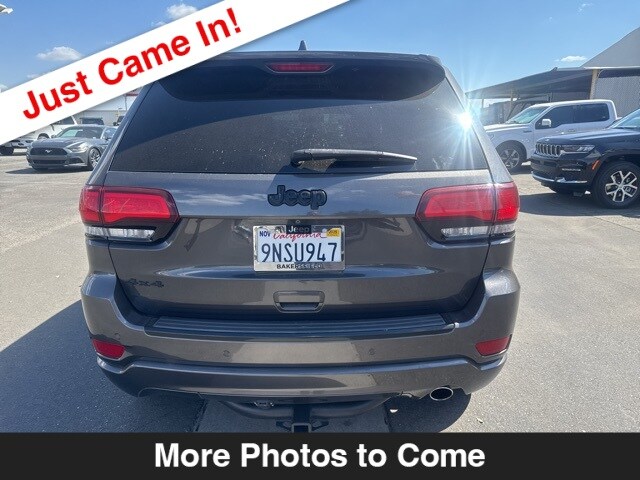 2018 Jeep Grand Cherokee Laredo photo 2