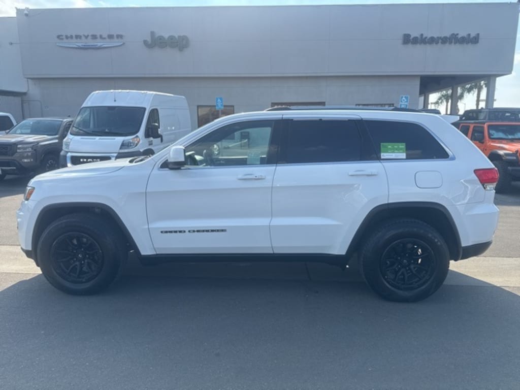 Certified 2018 Jeep Grand Cherokee Laredo RWD SUV