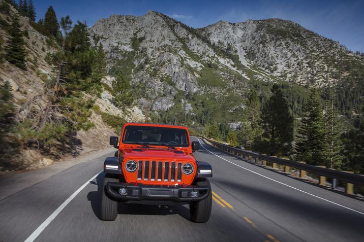2020 Jeep Wrangler Orange Exterior Front View 2020 Jeep Wrangler Orange Exterior Front View