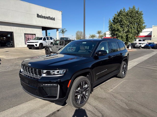2027 Jeep Grand Cherokee L
