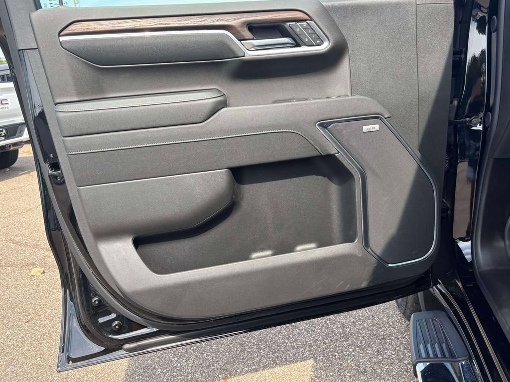 2026 GMC Sierra 1500 SLT - Photo 8