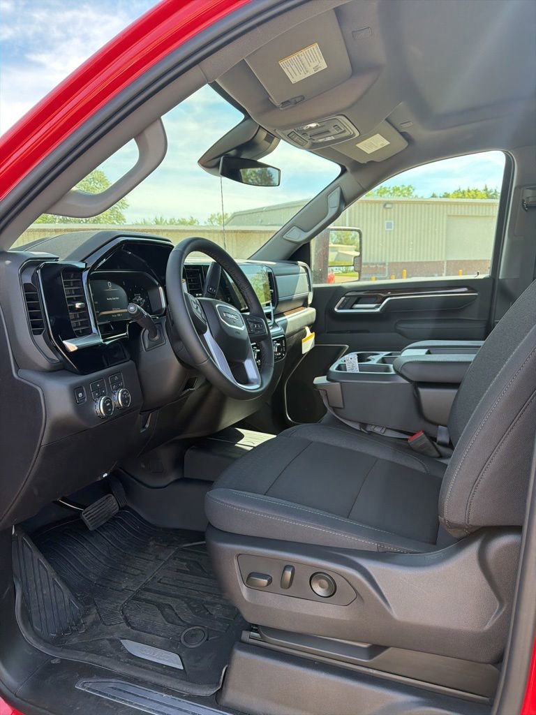 2026 GMC Sierra 2500HD SLE - Photo 13
