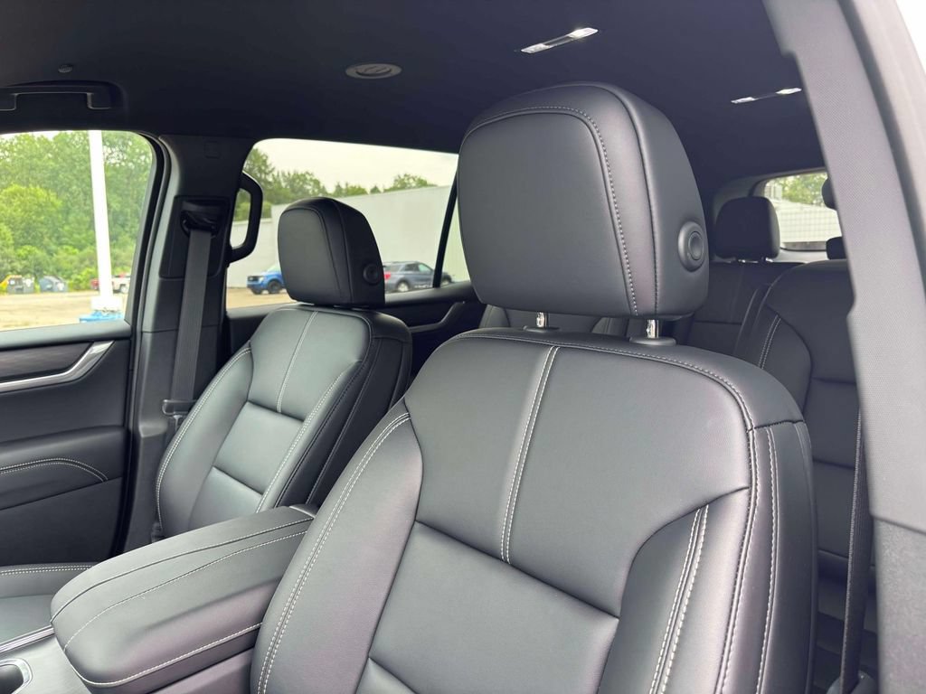 2026 GMC Acadia Elevation - Photo 5