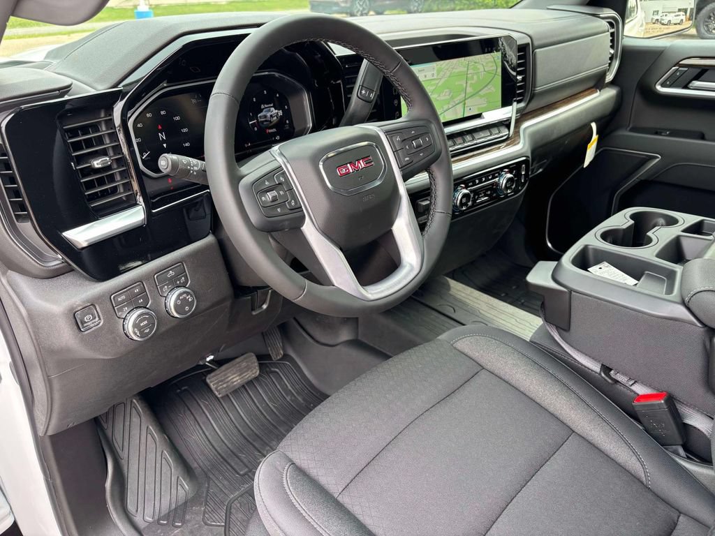 2026 GMC Sierra 1500 SLE - Photo 6