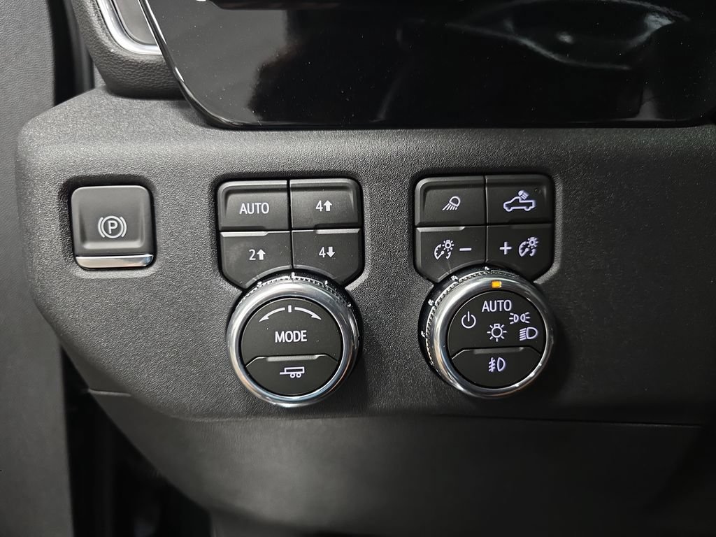 2026 GMC Sierra 1500 SLT - Photo 28