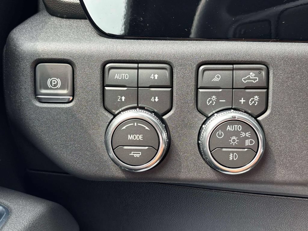 2026 GMC Sierra 2500HD SLT - Photo 10