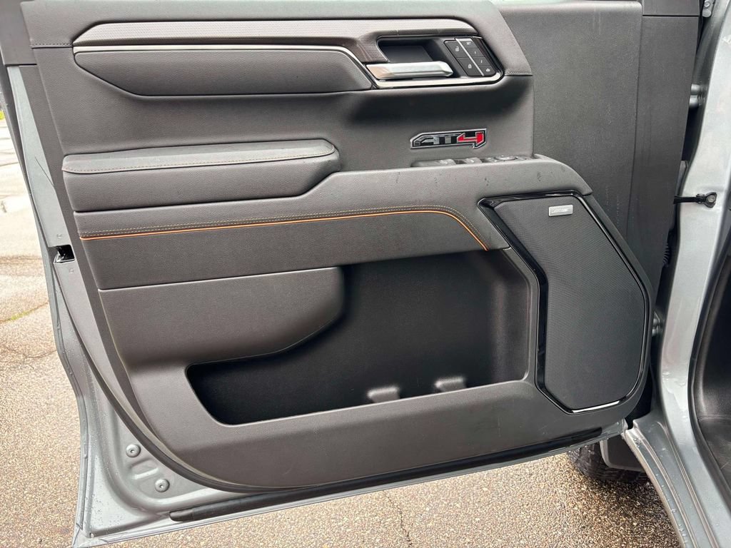 2026 GMC Sierra 1500 AT4 - Photo 8