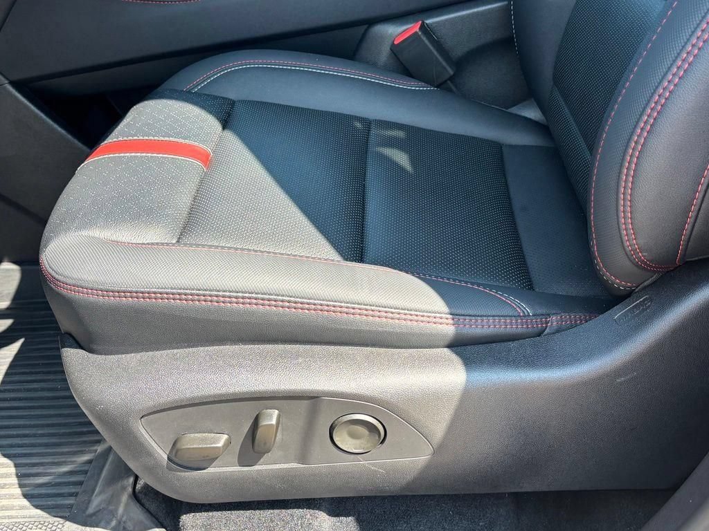 Used 2026 Chevrolet Traverse RS SUV
