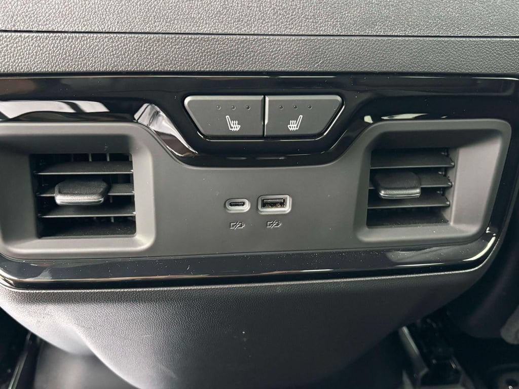 2026 GMC Sierra 1500 AT4 - Photo 26