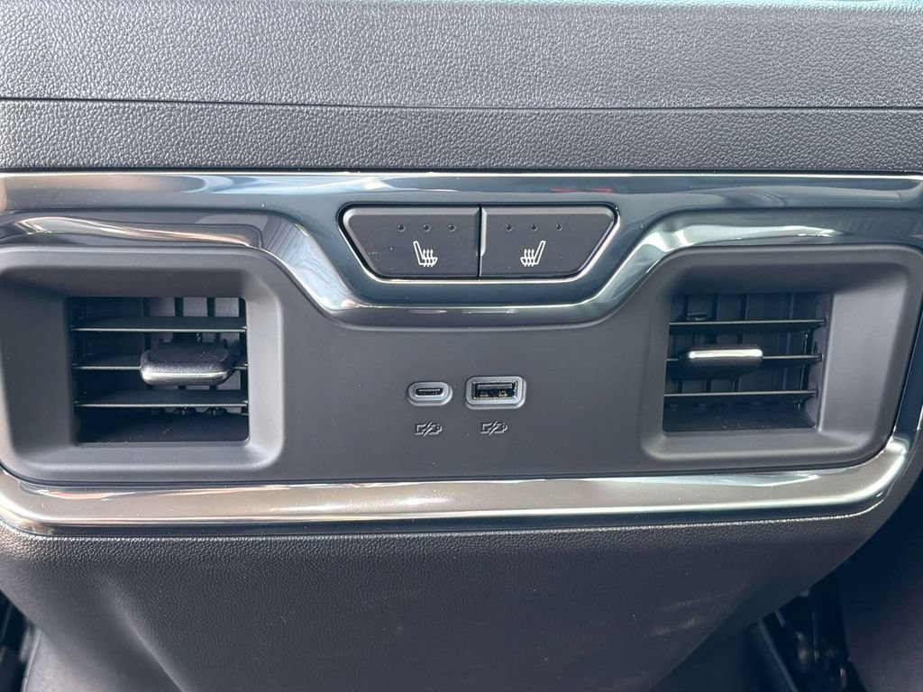 2026 GMC Sierra 1500 SLT - Photo 24