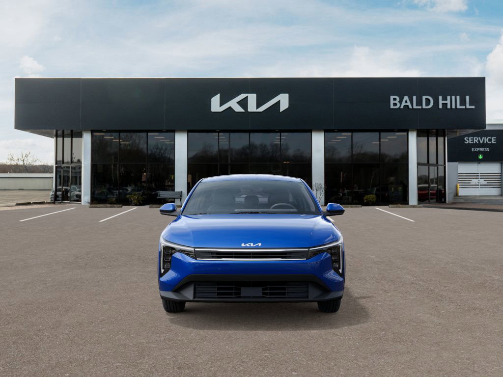 2025 Kia K4 LXS photo 2