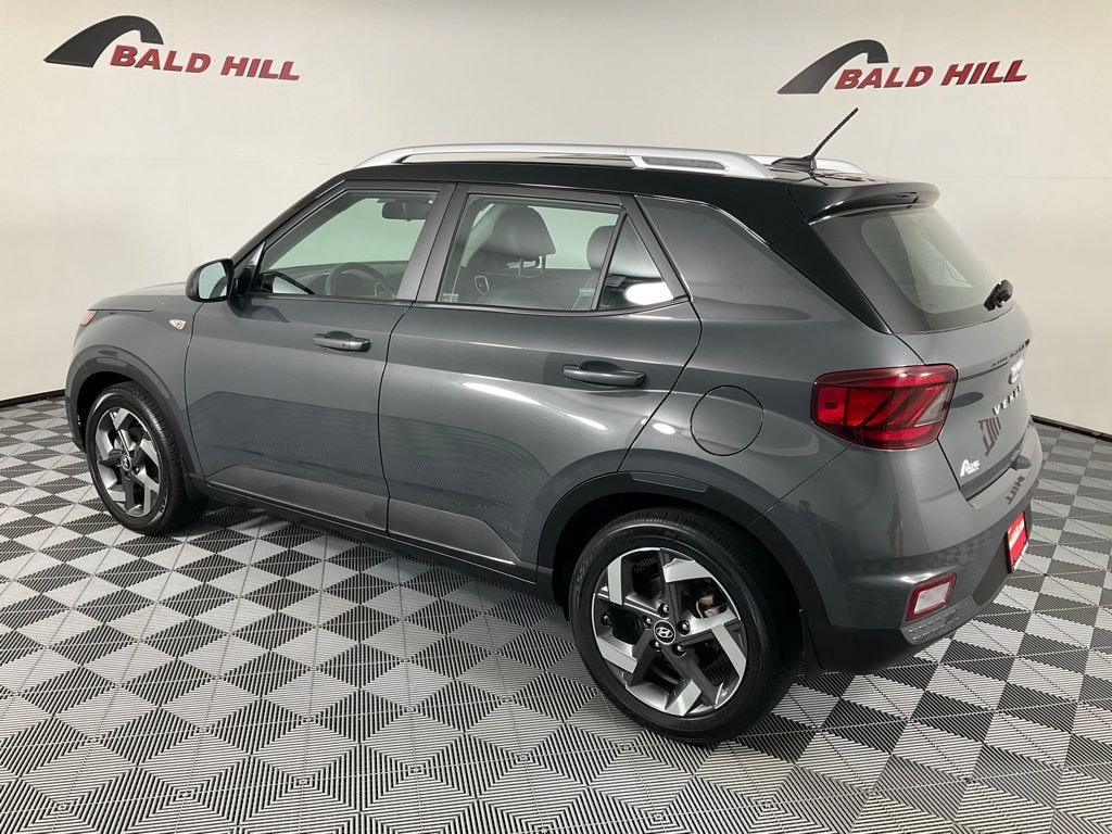 Used 2024 Hyundai Venue Limited SUV